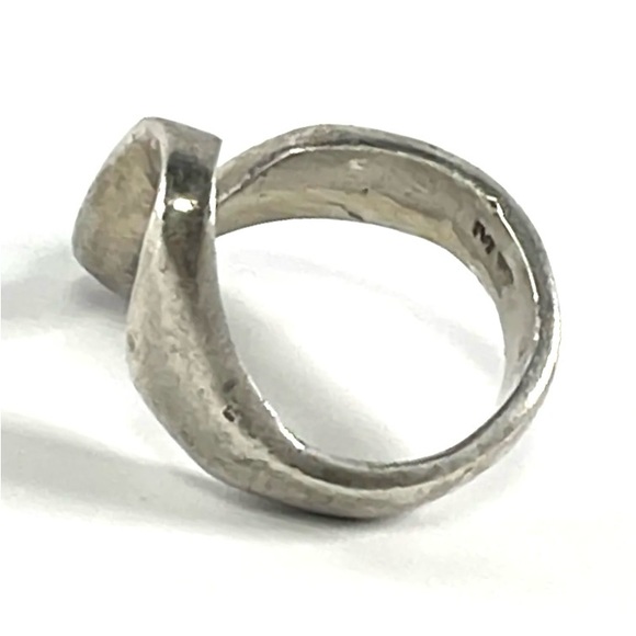 Signed, Taxco Vintage Sterling Silver Modern Wave Ring Size 8 US - Picture 3 of 4